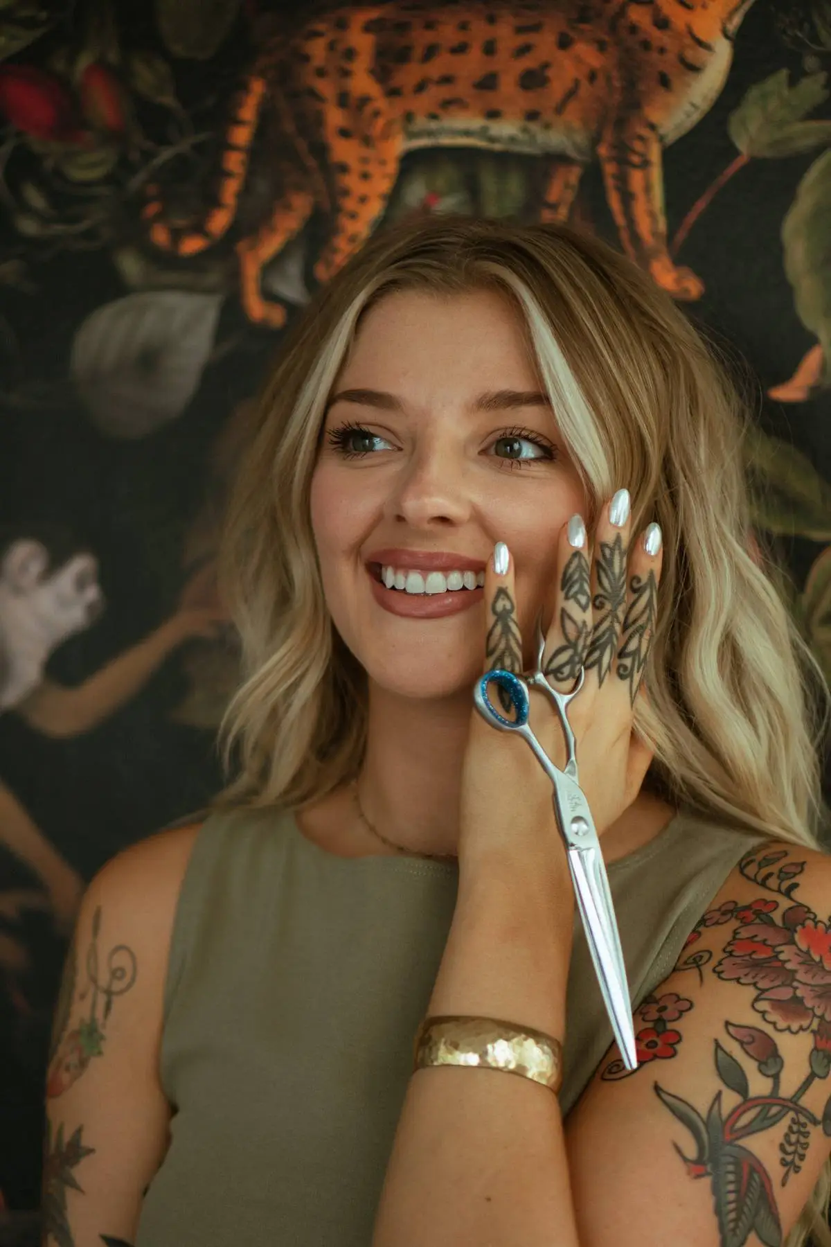 ROOT AND RAMBLE  salon