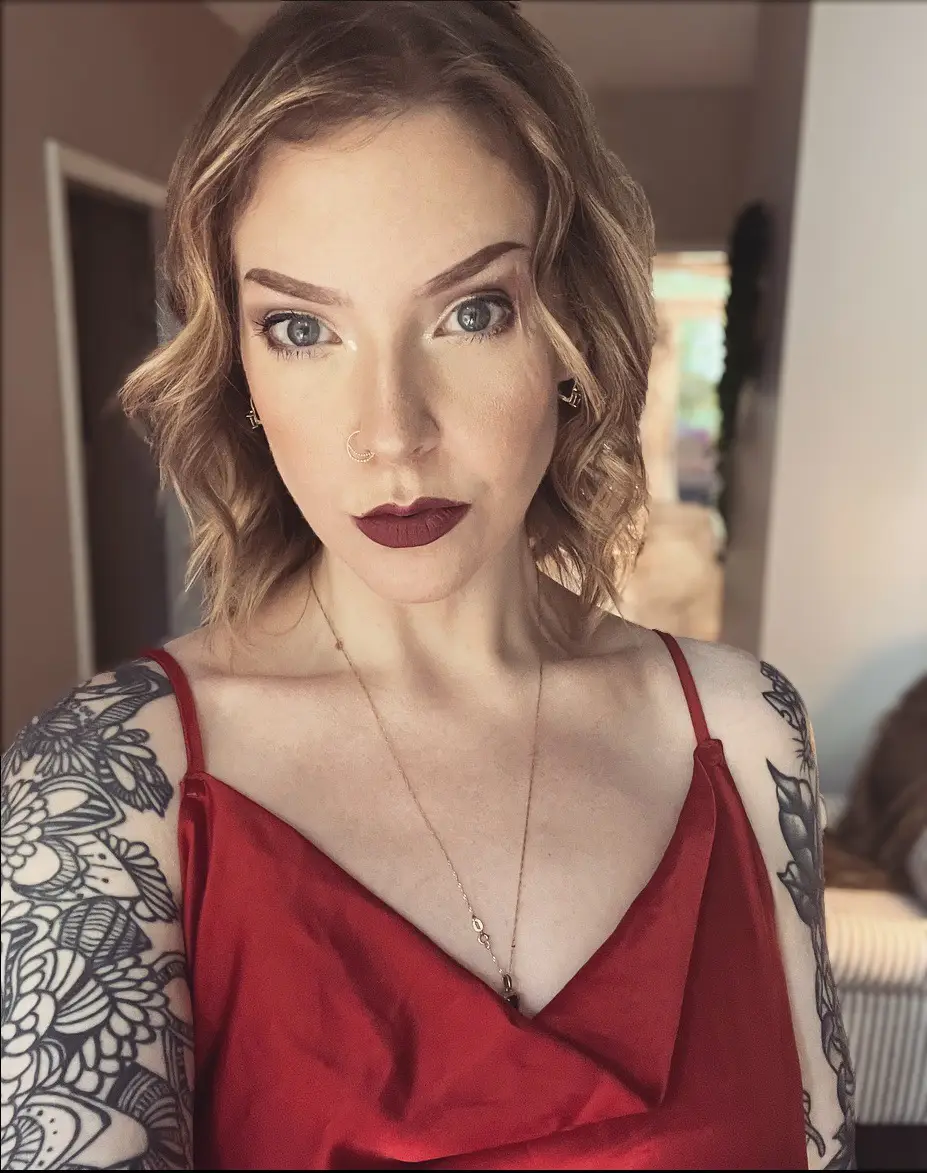 Jaclyn Emery Salon 
