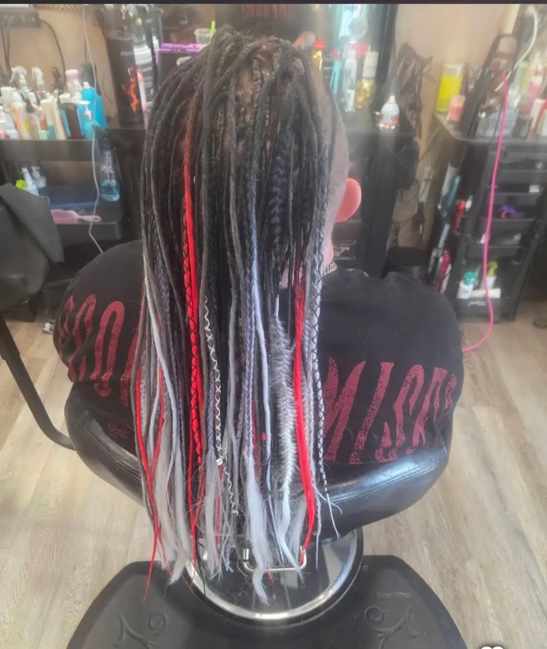 Dreadlocks full head install