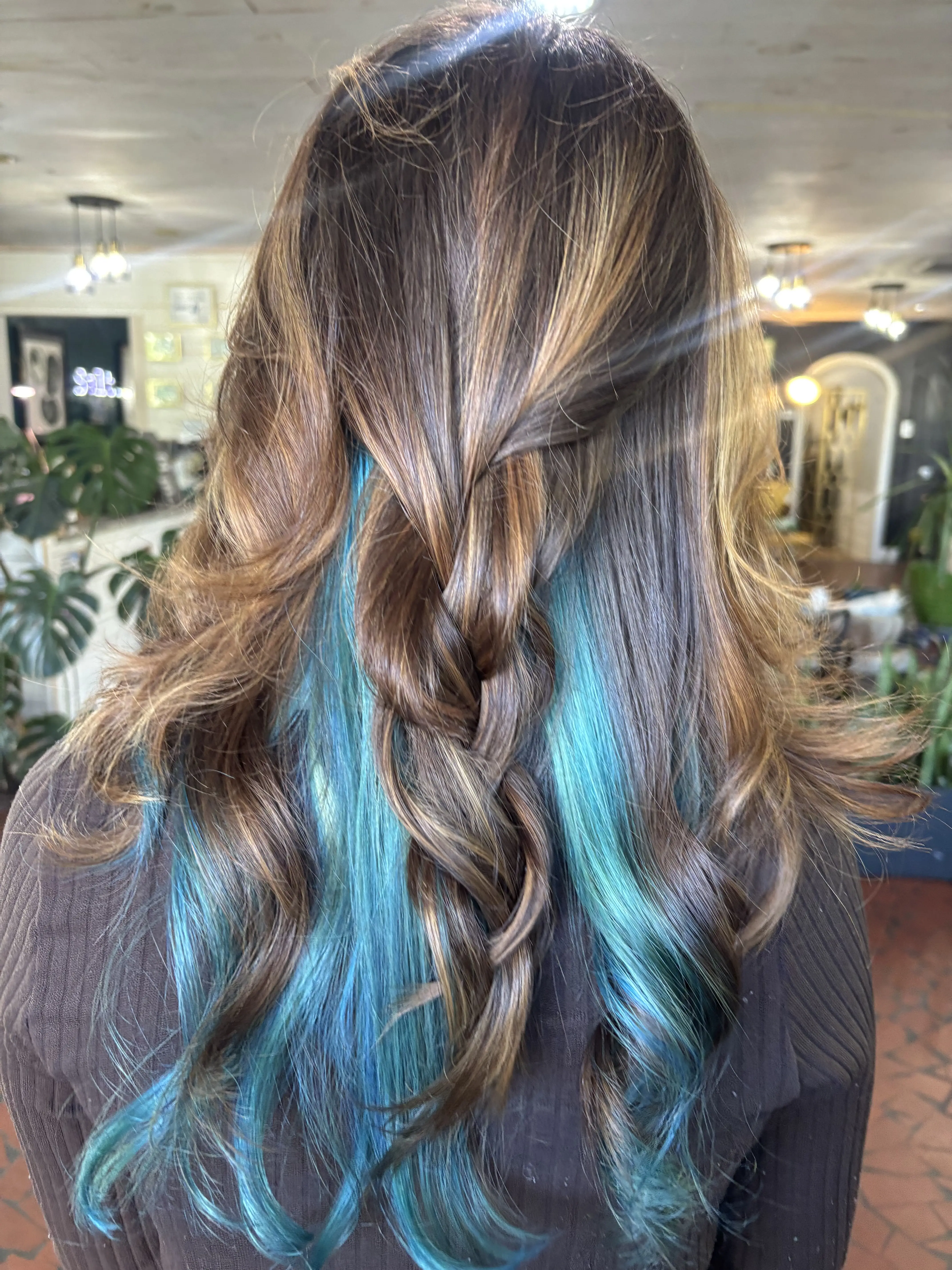 Work by Vivid Vixen Beauty (salt hair)