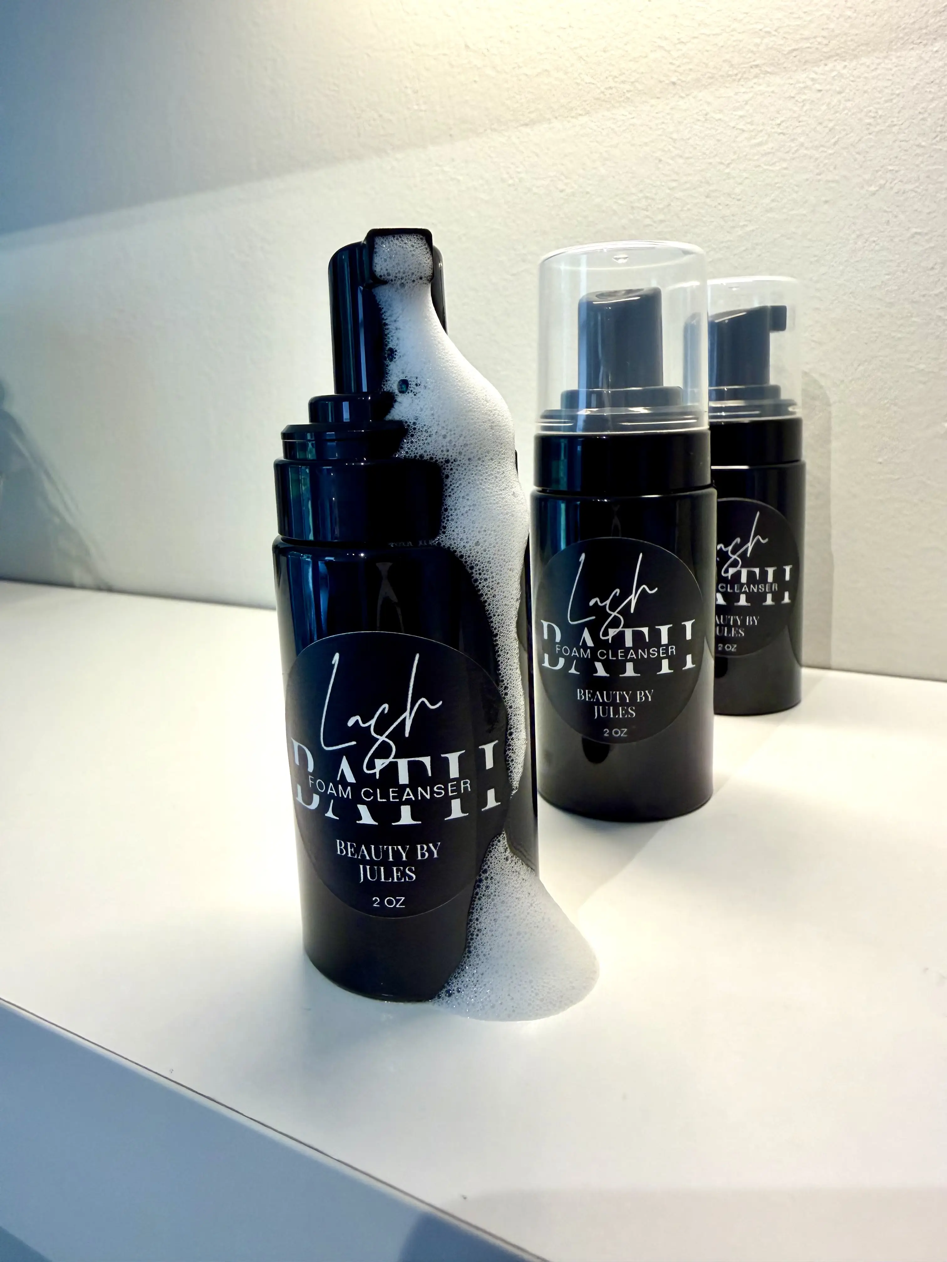 Lash shampoo