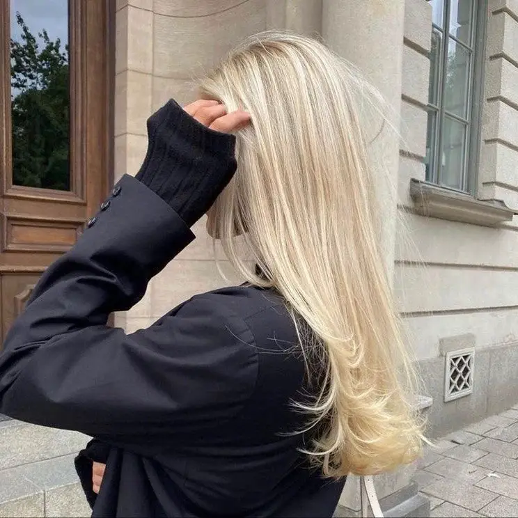 TRANSFORMATION BLONDE