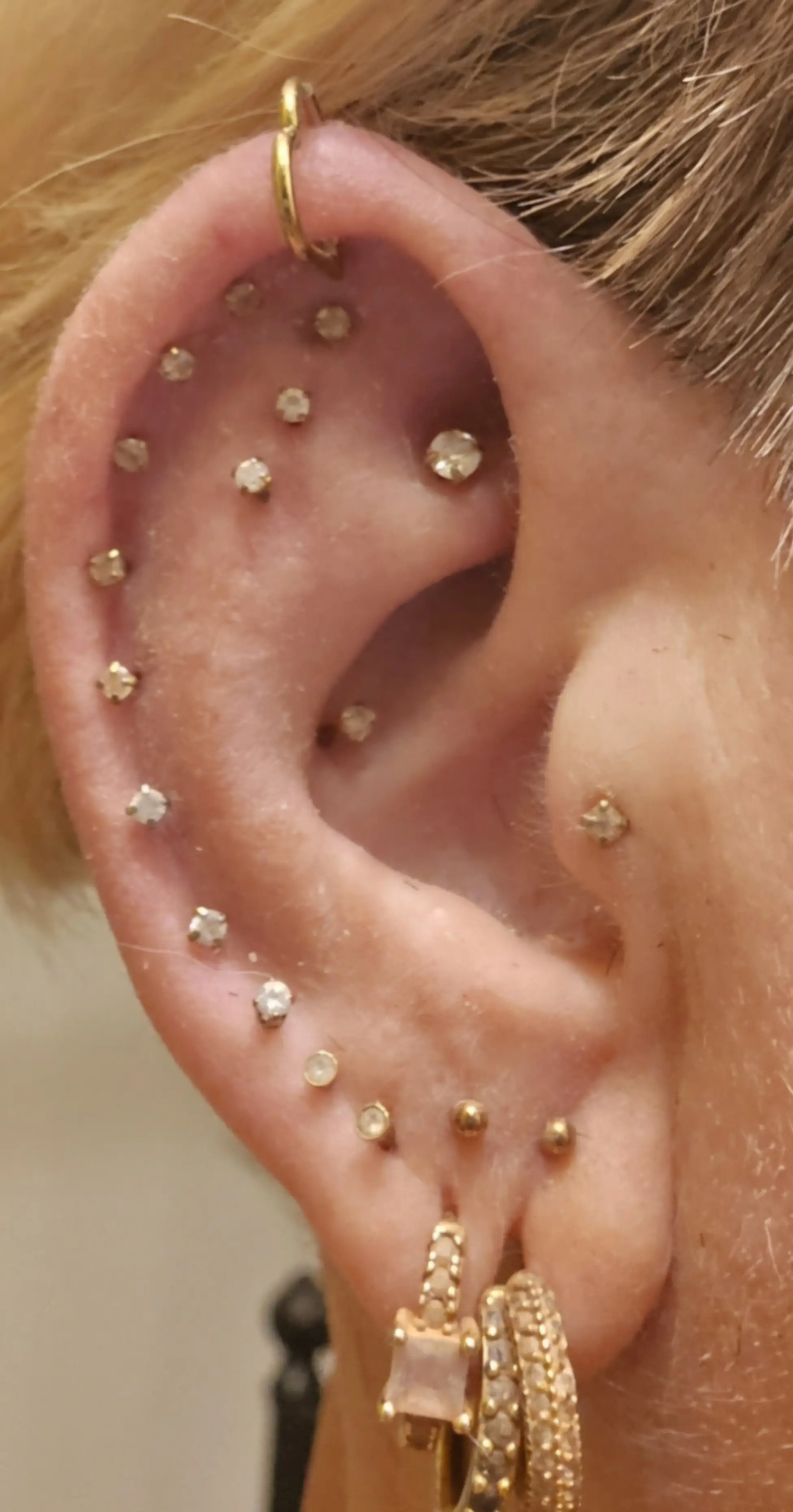 EARLOBE PIERCING