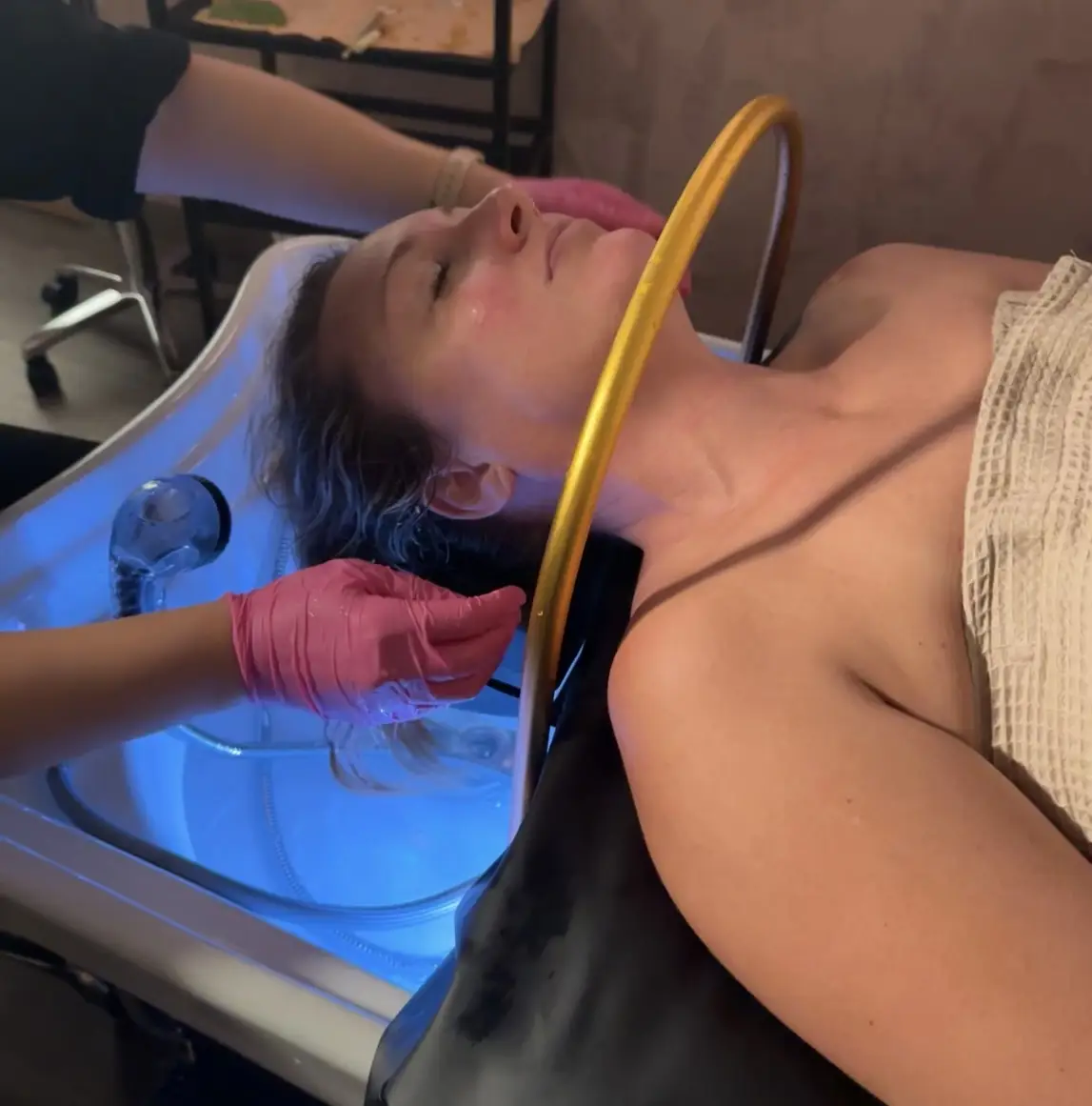 100-Minute Scalp Renewal with 30 Min Glow Up Facial