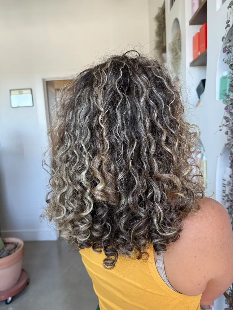 Curly cut 