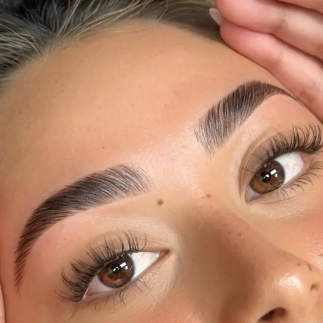 Brow lamination + tint